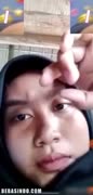 ome tv jilbab main di WC sampe kejang kejang